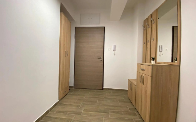 Simonovski’s Apartment 2