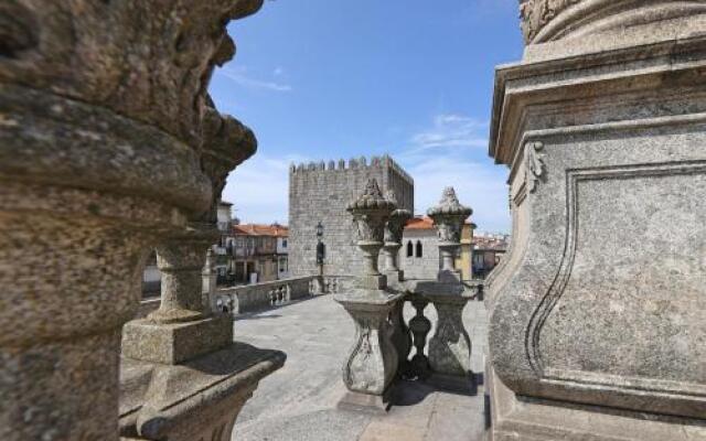 Feels Like Home Porto Modern Rooftop