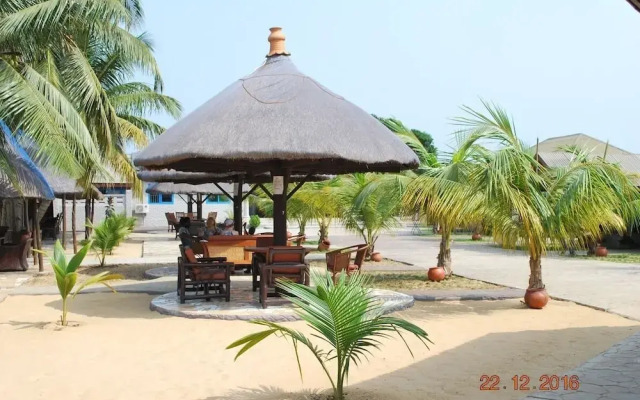 Aborigines beach resort