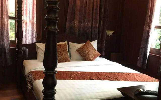 Wooden Charming Boutique Hotel