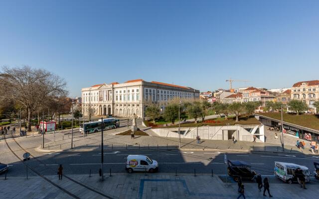 Torre 2 in Oporto With 1 Bathrooms
