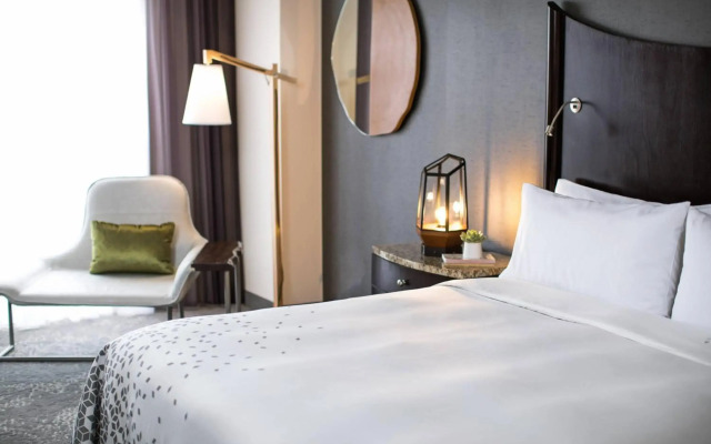 Renaissance Raleigh North Hills Hotel