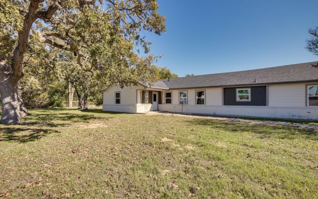 College Station Vacation Rental: 4 Mi to Texas A&M