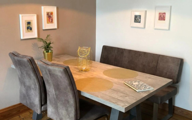 back to school (rote Schule)