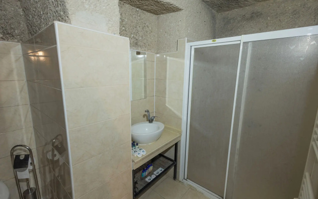 Gedik Cave Hotel