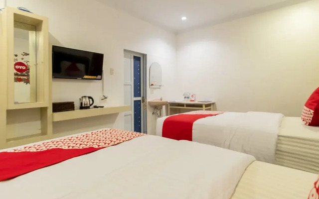 Naufal Guest House by OYO Rooms