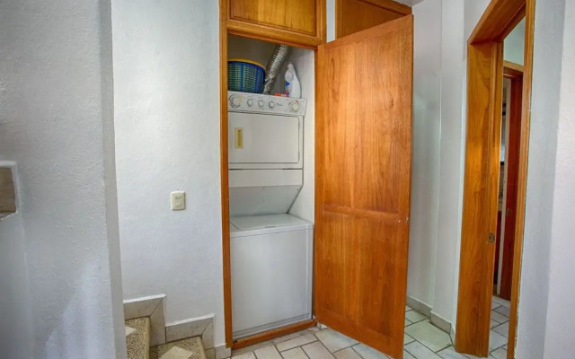 Casa de los Ninos 3 BR by Casago