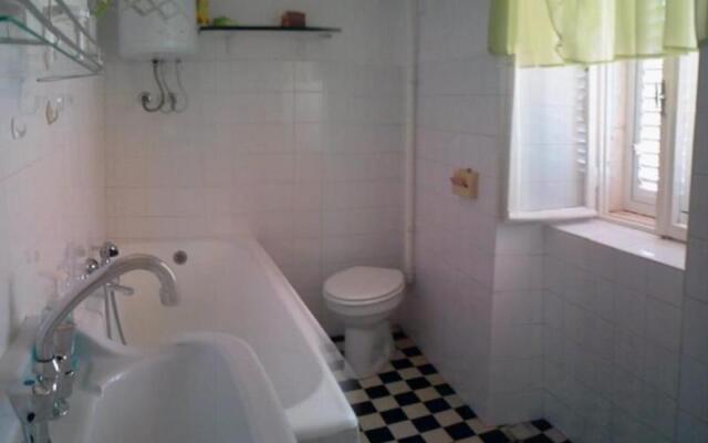 Rooms Liva - 60m from the sea