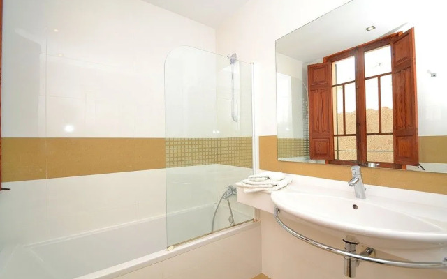 Casa Can Bombarda, Llubí 034