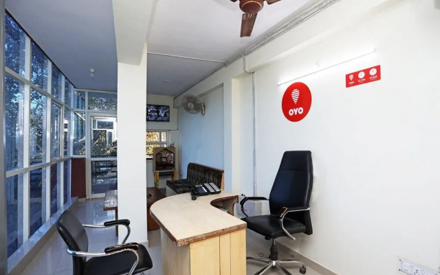 OYO 10877 Hotel R K Residency