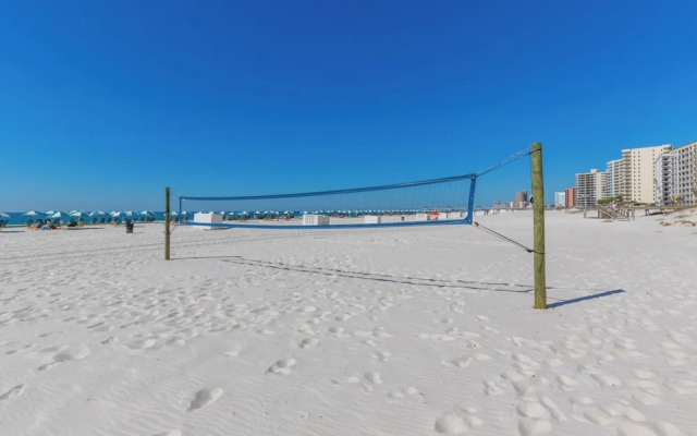 Turquoise Place C2205