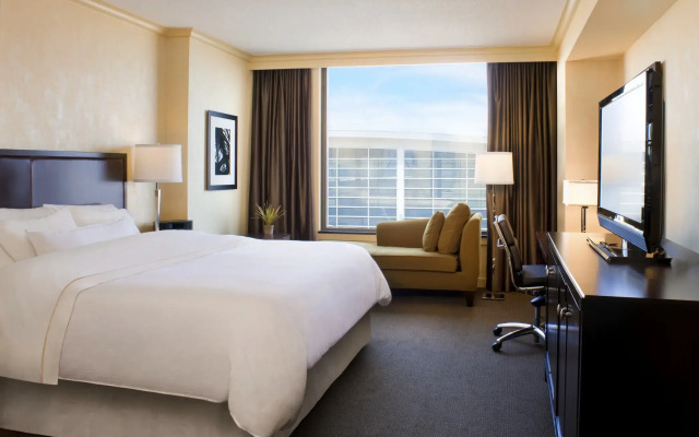 The Westin Detroit Metropolitan Airport