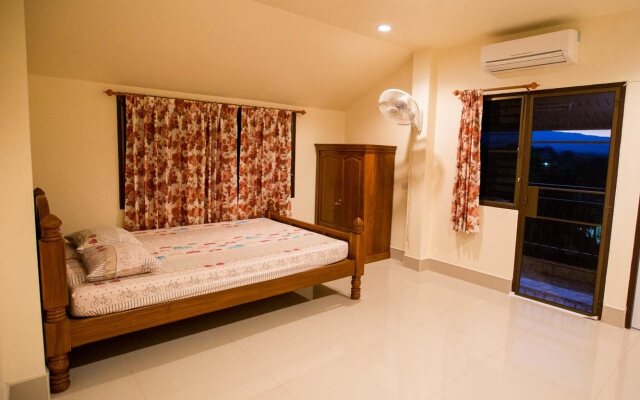 Suriyamanee House