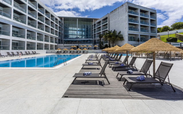 Crowne Plaza Caparica Lisbon by IHG