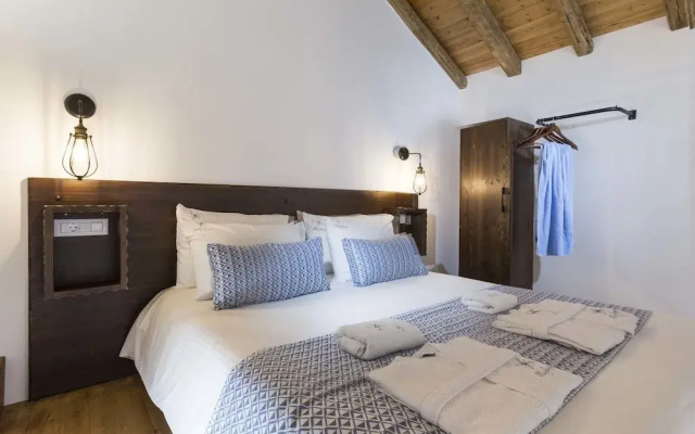 Blue Jasmine Suites