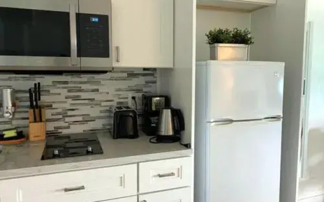 Miami Beach Suncoast Apartment III