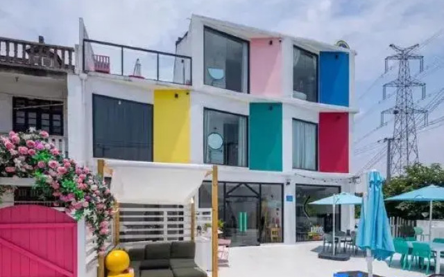 rainbow house