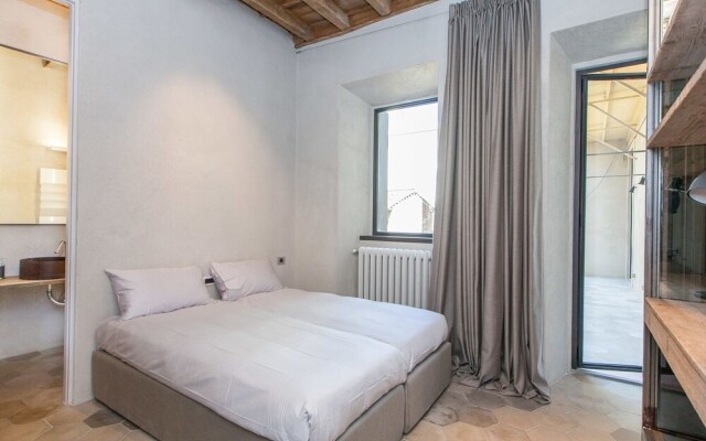 Rental in Rome Loophouse