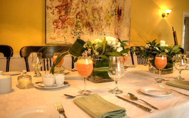 Au Clos Rolland Couette & Cafe