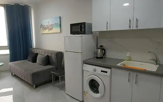 apart hotel tlv/bat yam beach front 834