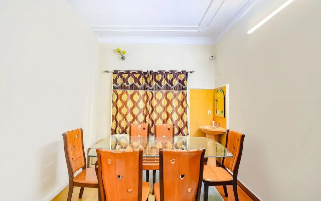 Fabexpress Heritage Inn