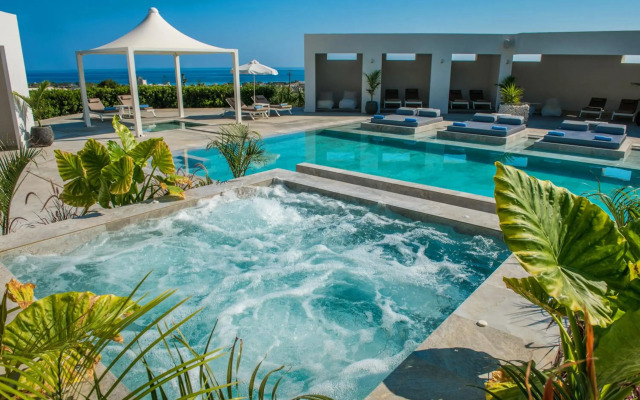 Hotel Matheo Villas & Suites