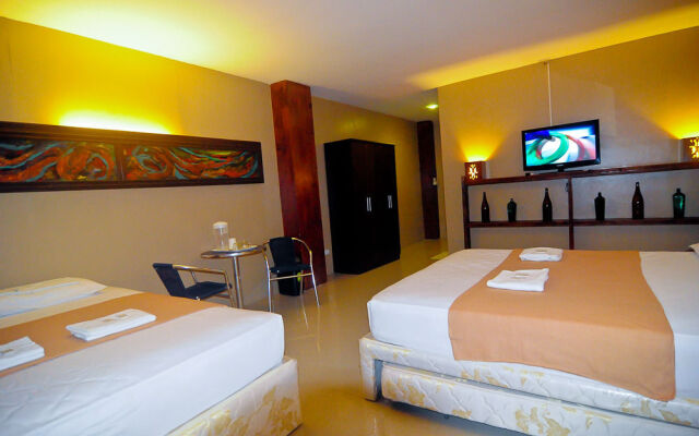 Crab House Tourist Inn and Restaurant