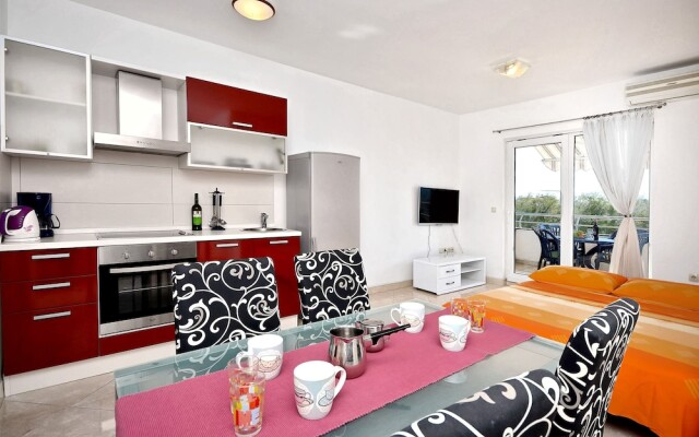 Apartment Srima