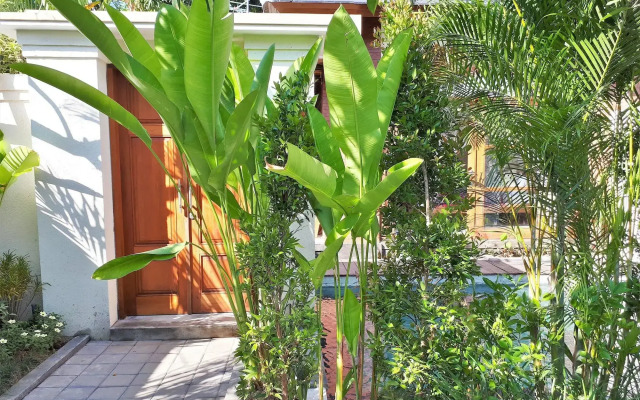 The Calmtree Bungalows