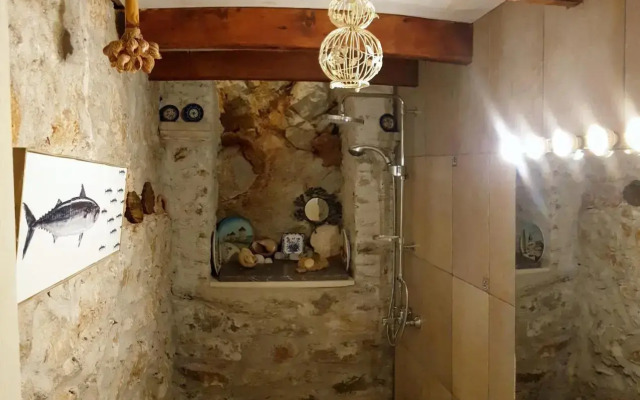 Traditional seafront apartment