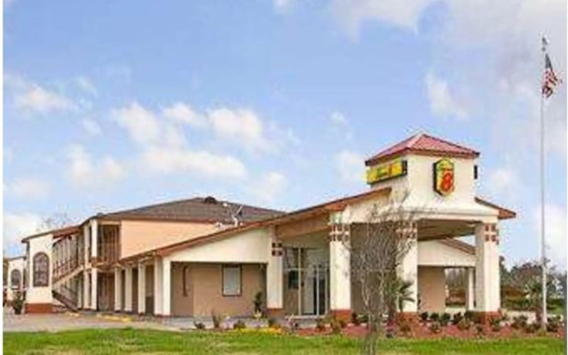 Super 8 By Wyndham Rayville