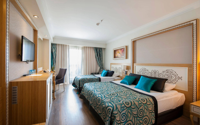 Crystal Waterworld Resort & Spa - All Inclusive
