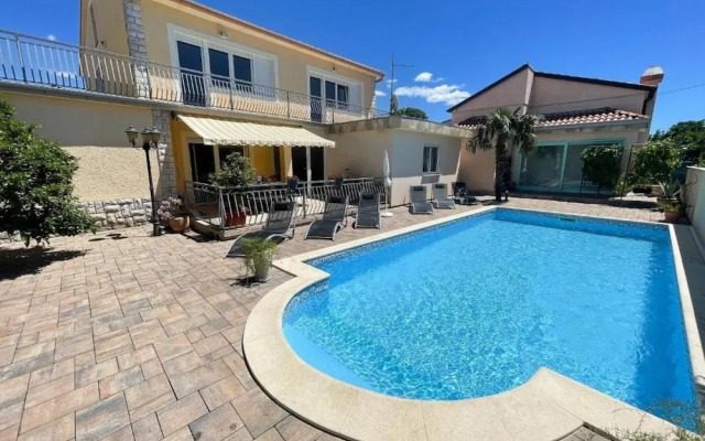 Apartment in Croatia Near Adriatic Coast