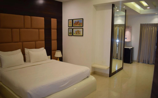 Rezo's Hotel – Guest Rooms – Baga