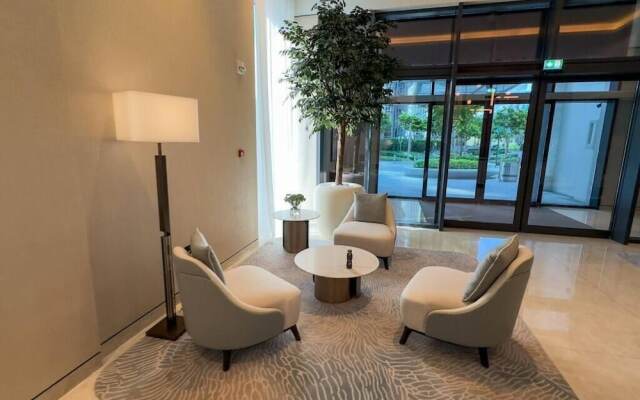 Mh - Stylish 2-bedroom Residence Ref 4100