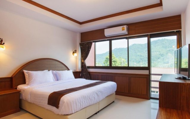 素安彭度假村酒店(The Resort at Suanphueng)