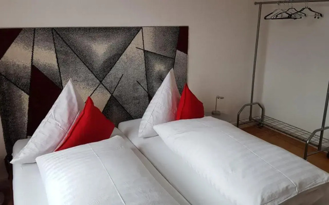 White House (1f) Boppard City