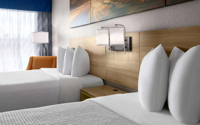 Days Inn by Wyndham Waycross
