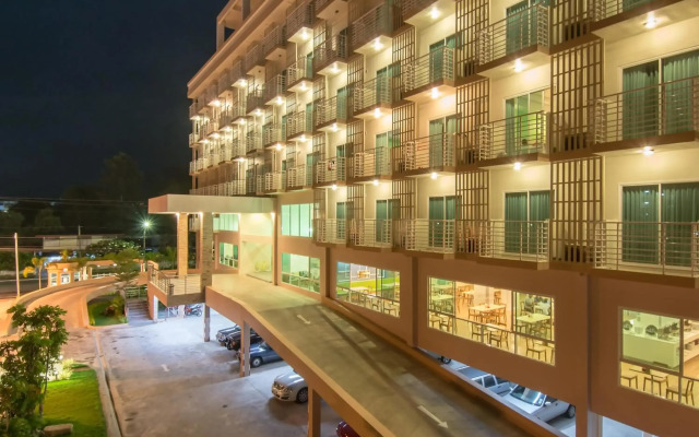 Prachuap Grand Hotel