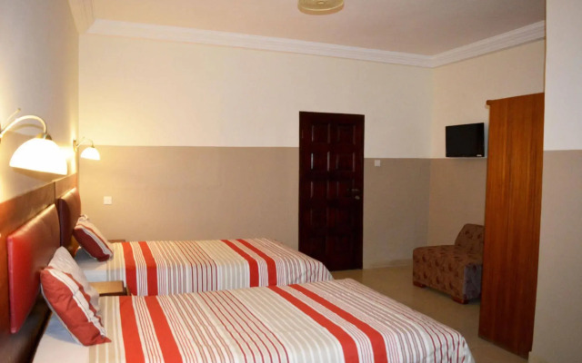 Kunta Kinte Hotel