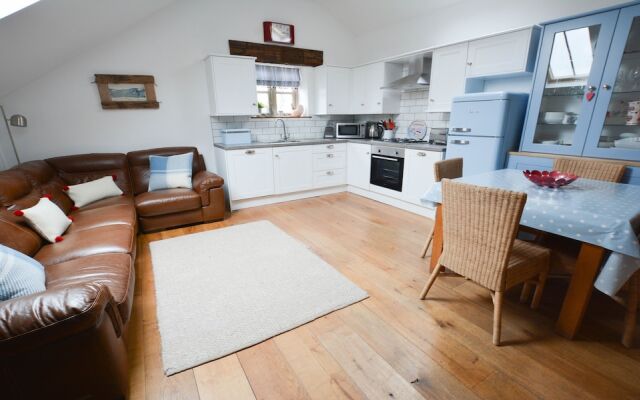 Stables Georgeham 2 Bedrooms Sleeps 6 Dogs Welcome