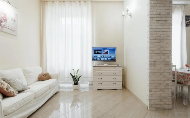 Apartment near Opera Theater