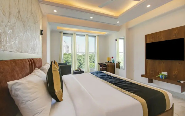 Hotel Emporio Grand