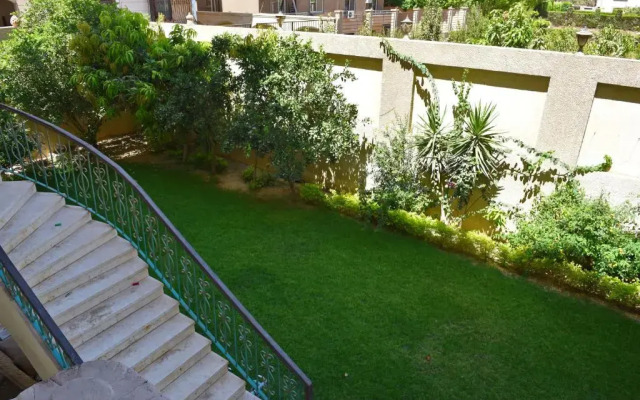 Royal Residence Families Only