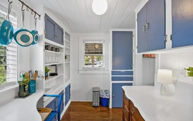 Marvelous Mermaid Beach Bungalow Dog-friendly