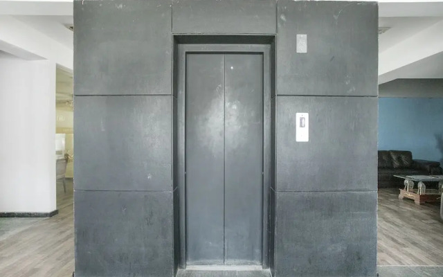 OYO 332 Hotel Melody Inn