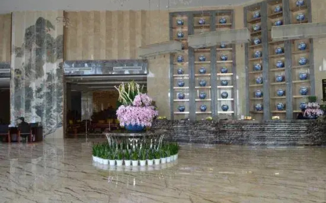 Yun Hua Hotel
