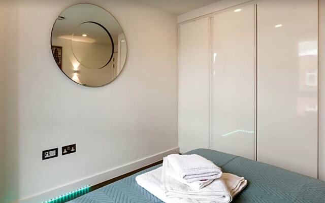 Xquisite Stay Penthouse Apartment