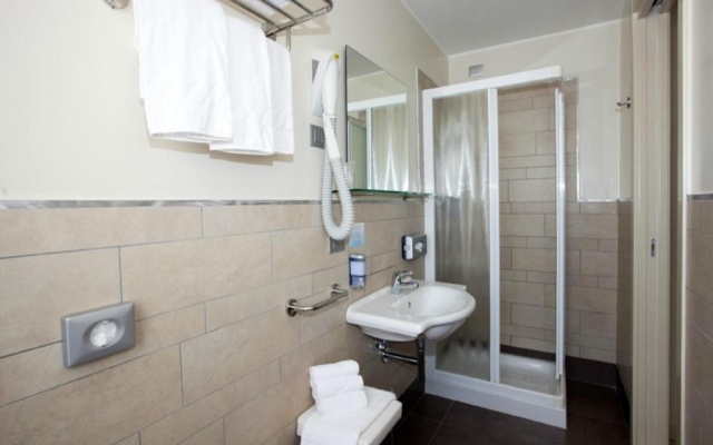Standard Double room with balcony (full double bed)