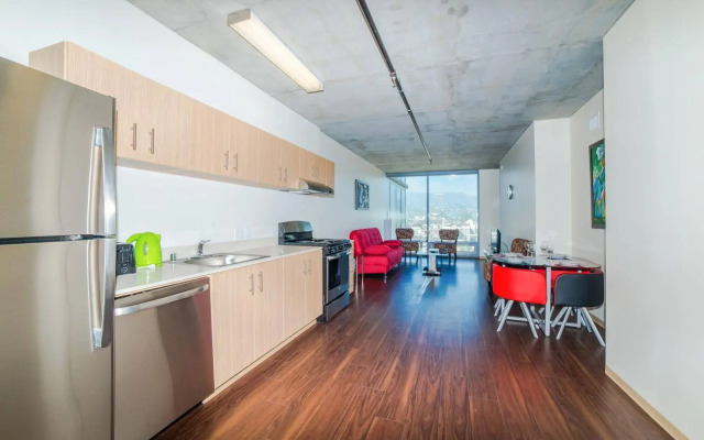 Hollywood Panorama Suites